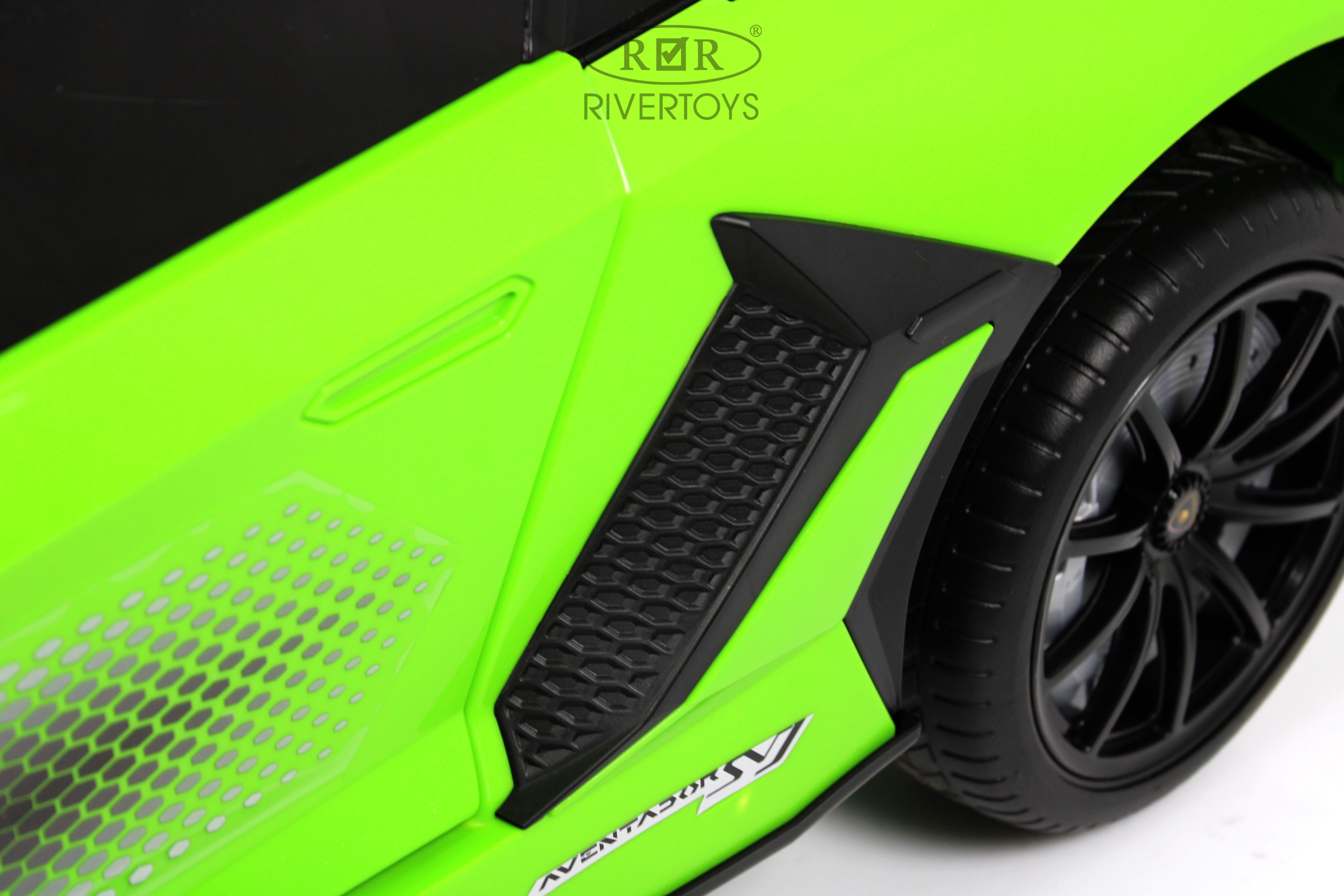 Электромобиль RIVERTOYS K888PX-GREEN С пультом ДУ - фото 9
