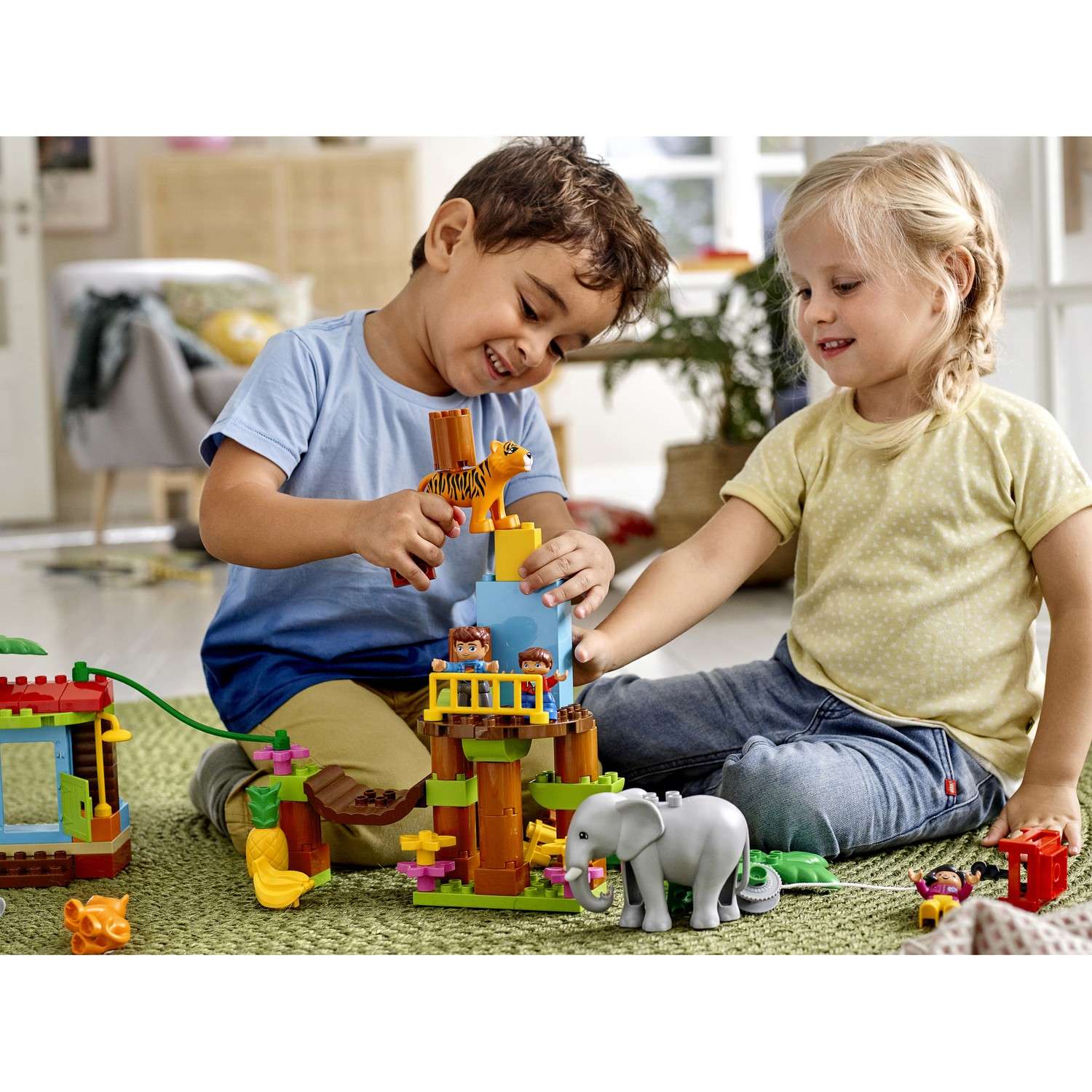 Конструктор LEGO DUPLO Town Тропический остров блочный - фото 8