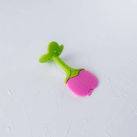 Прорезыватель Baby and nature Яблоко