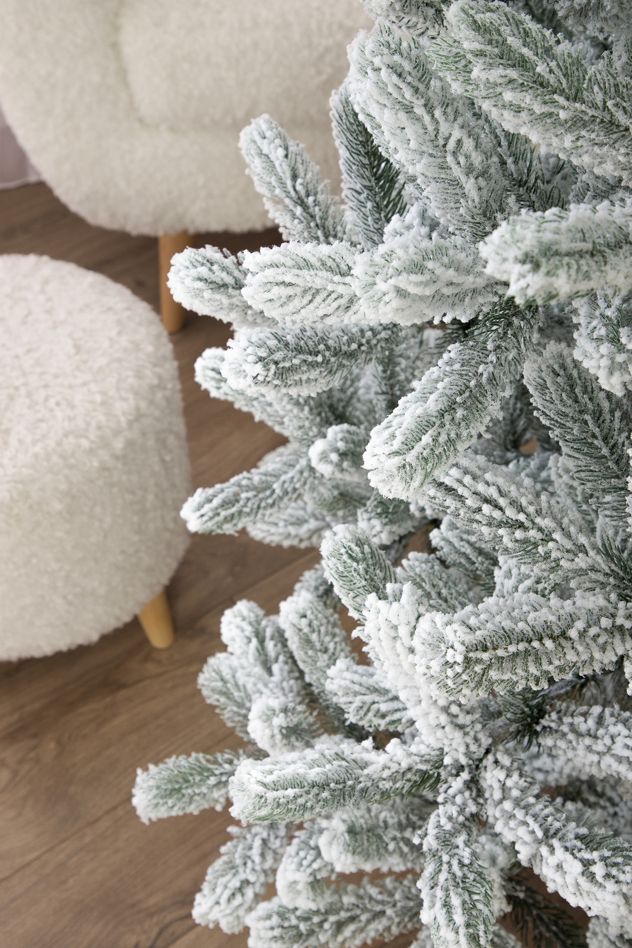 Ель Княжна заснеженная литая Империя Ёлок 190 см - фото 4