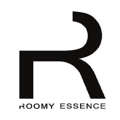 ROOMY ESSENCE