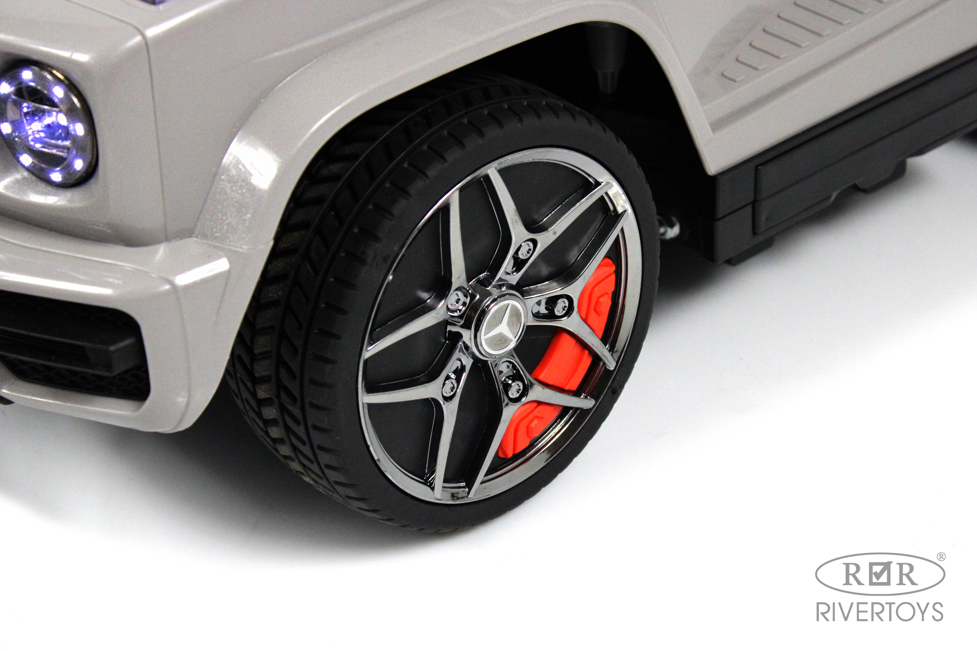 Каталка RIVERTOYS Mercedes-Benz G63 Grey Diamond серый - фото 10