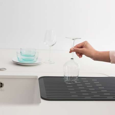 Коврик для сушки посуды Brabantia Sink Side силиконовый