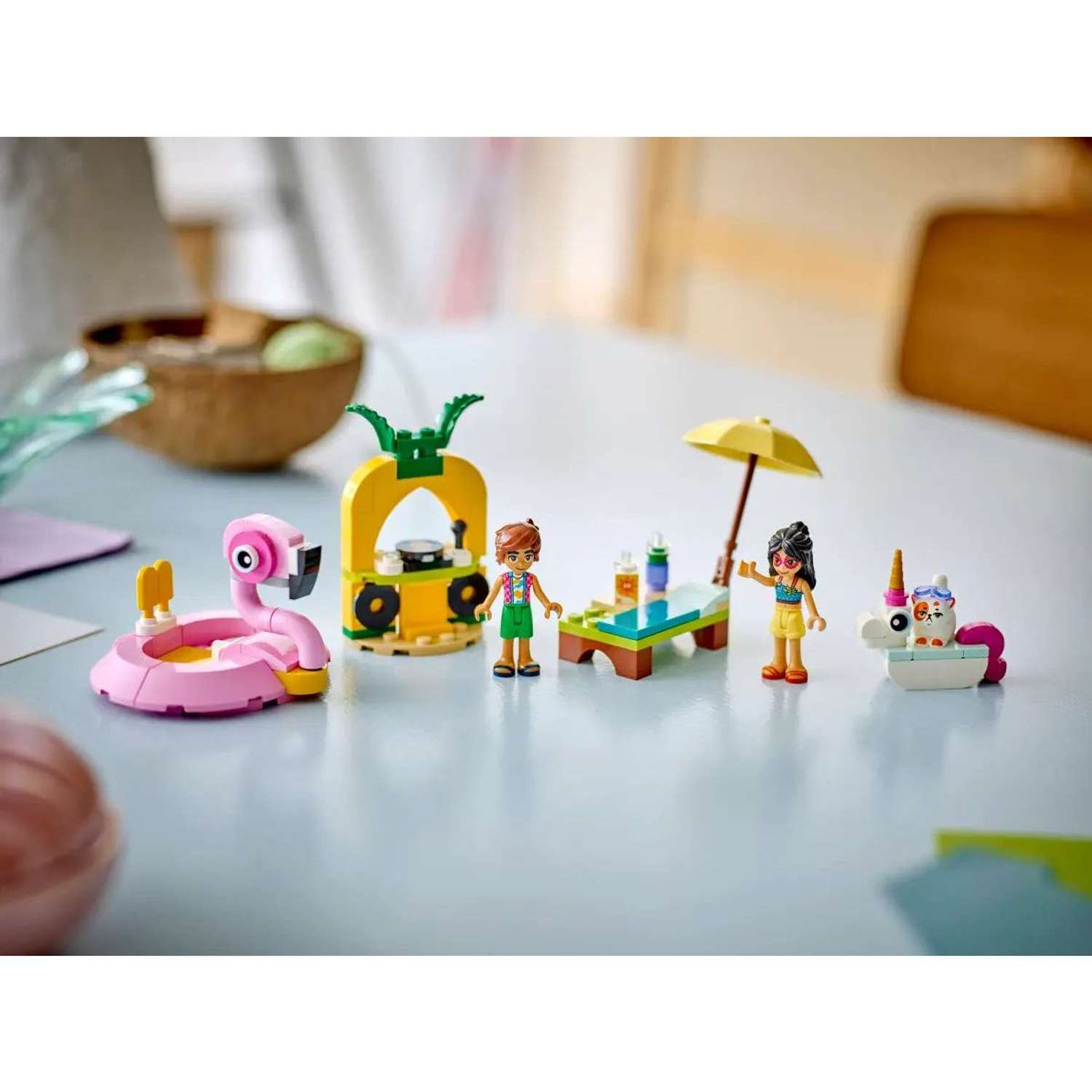 Конструктор LEGO Friends Вечеринка у бассейна 99 дет. - фото 7