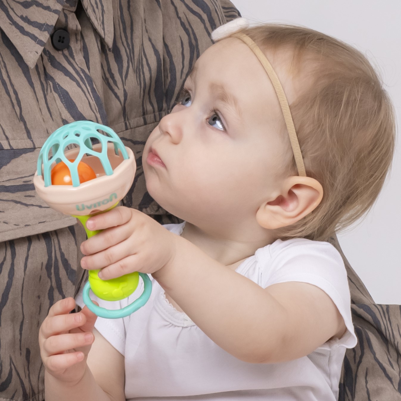 Игрушка Uviton погремушка смайлик в ассортименте - фото 2