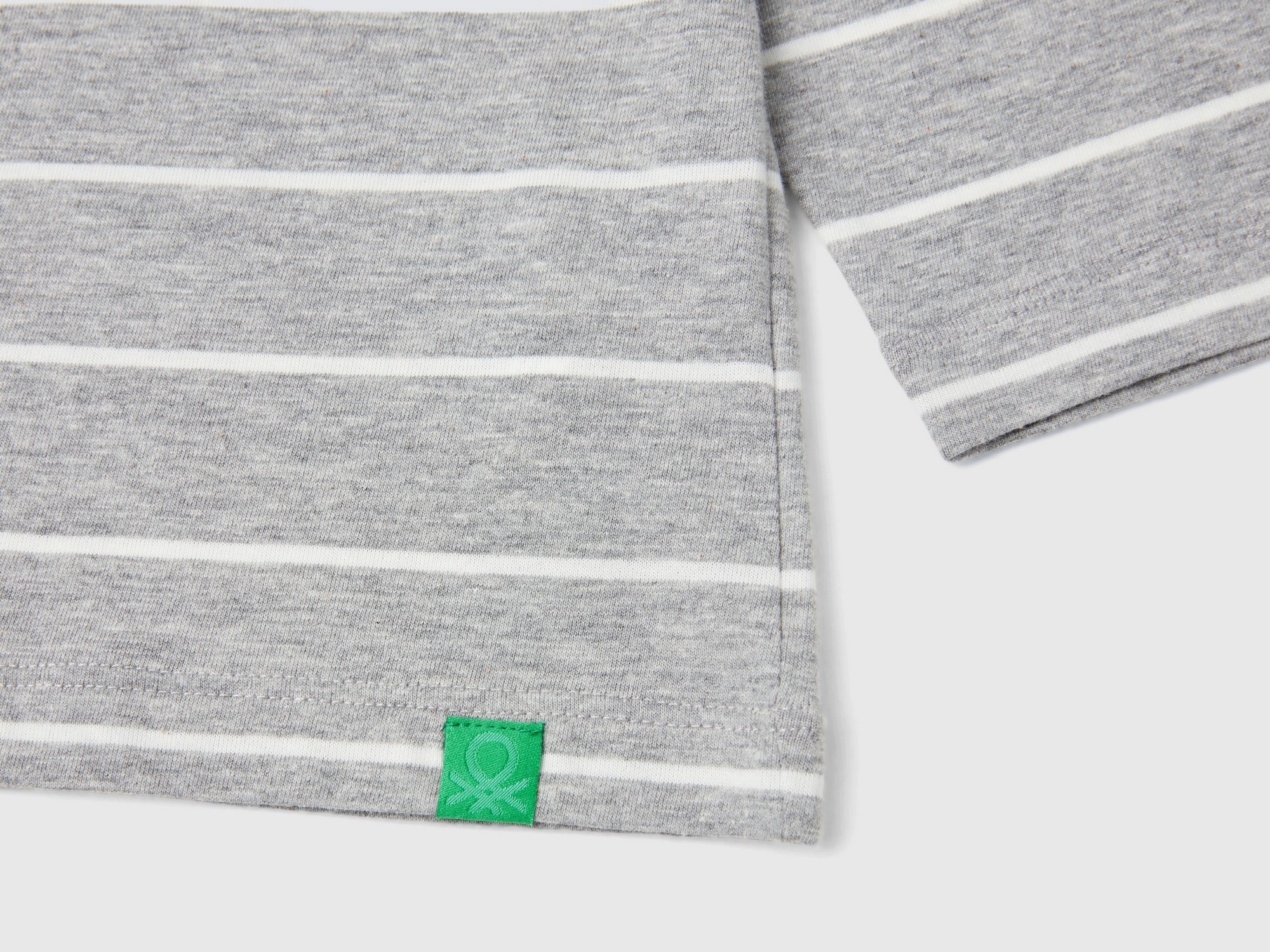 Лонгсливы United Colors of Benetton 24A_3KUYG10FD_903 - фото 2