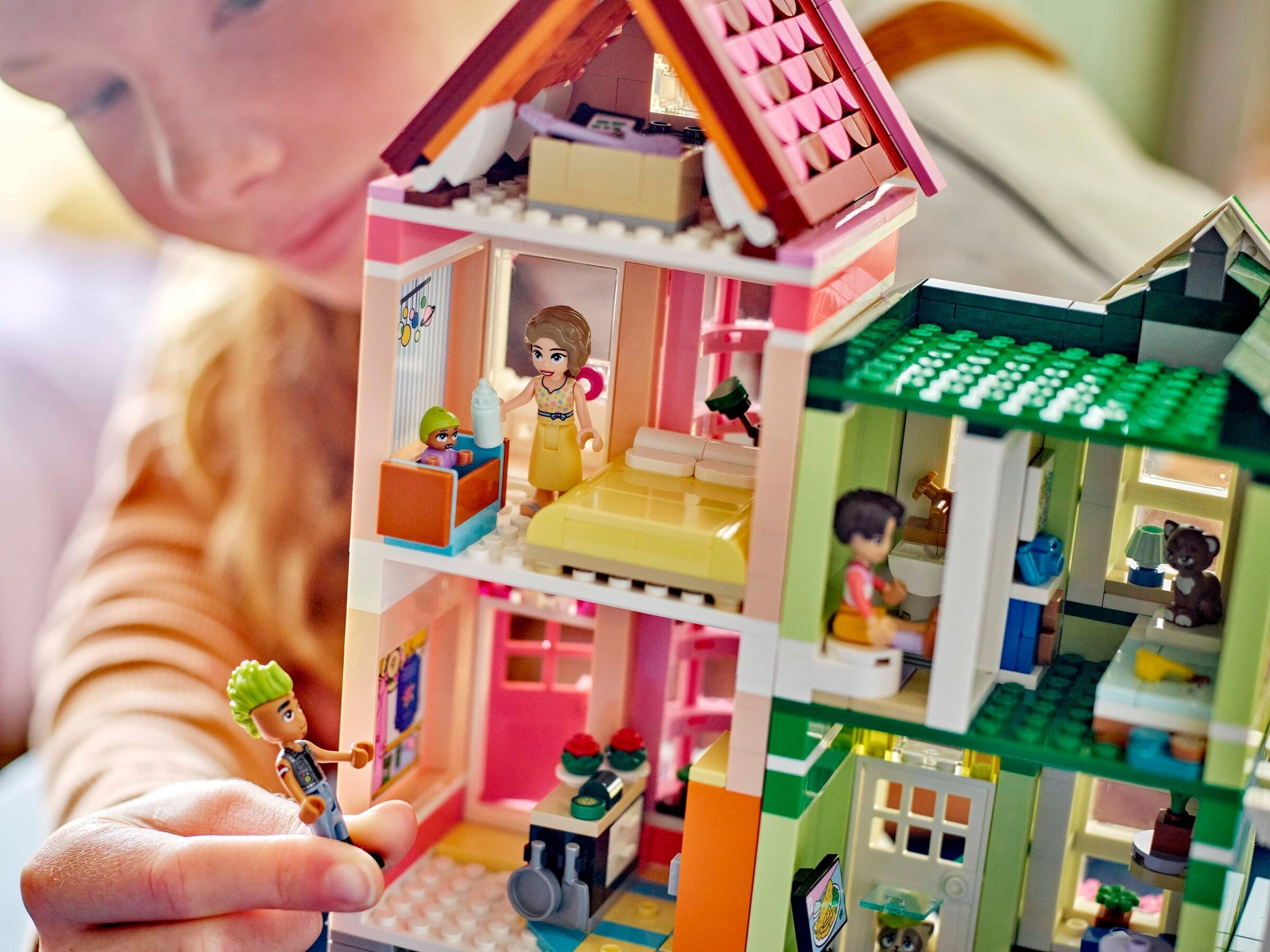 Конструктор LEGO Friends 42670 2040 дет. - фото 3