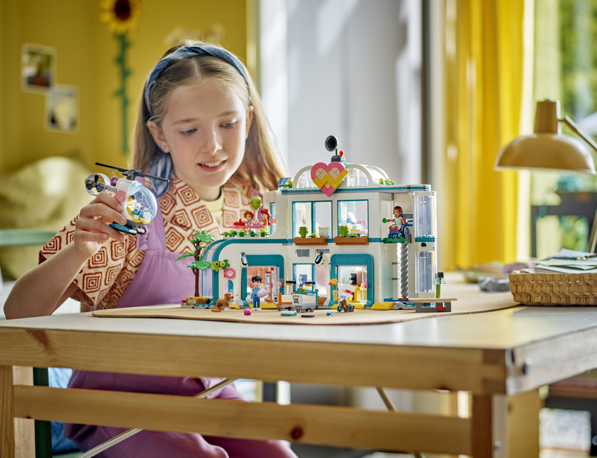 Конструктор LEGO Friends Городская больница Хартлейк блочный - фото 12