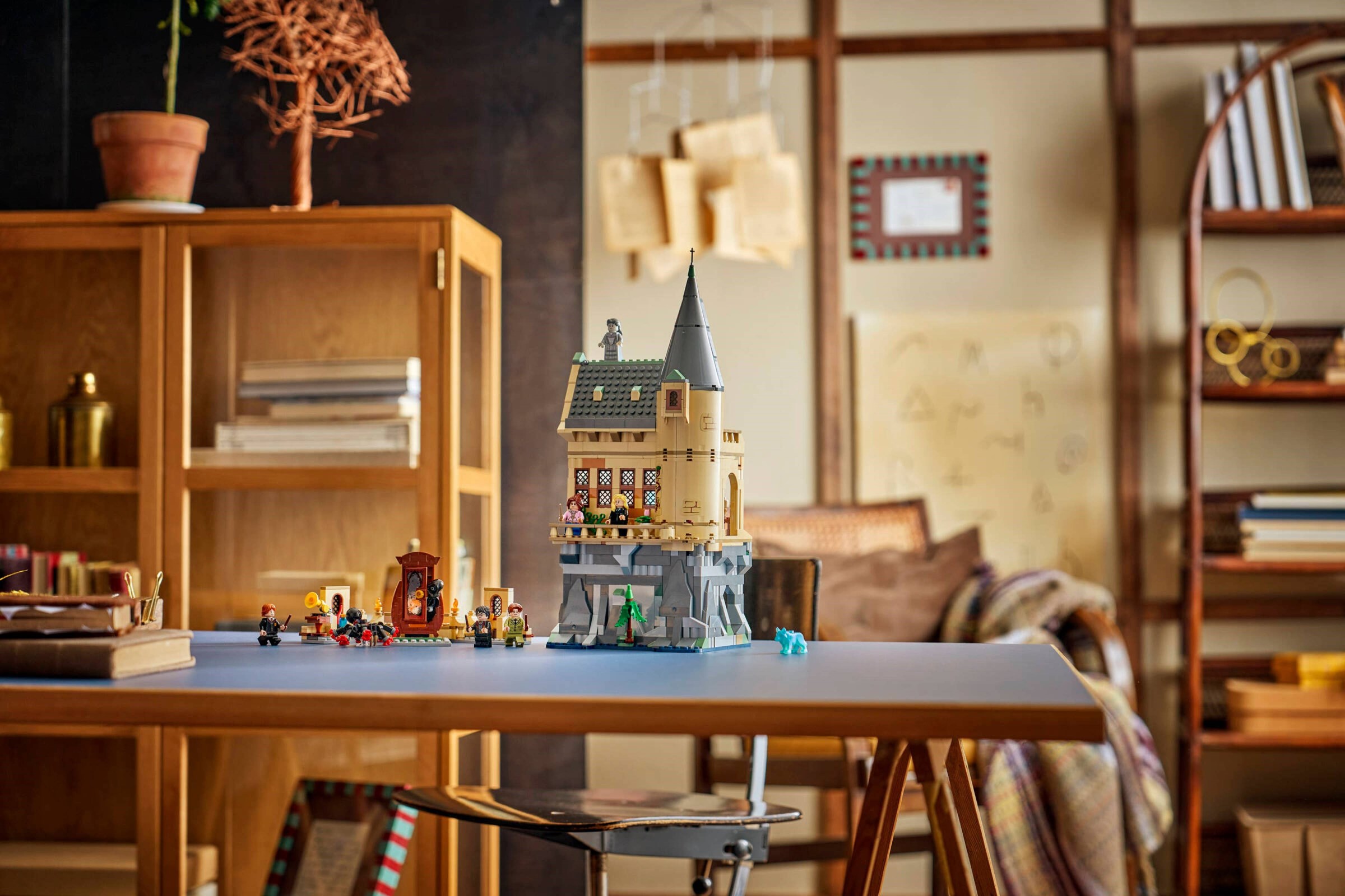 Конструктор LEGO Harry Potter 76463 907 дет. - фото 7
