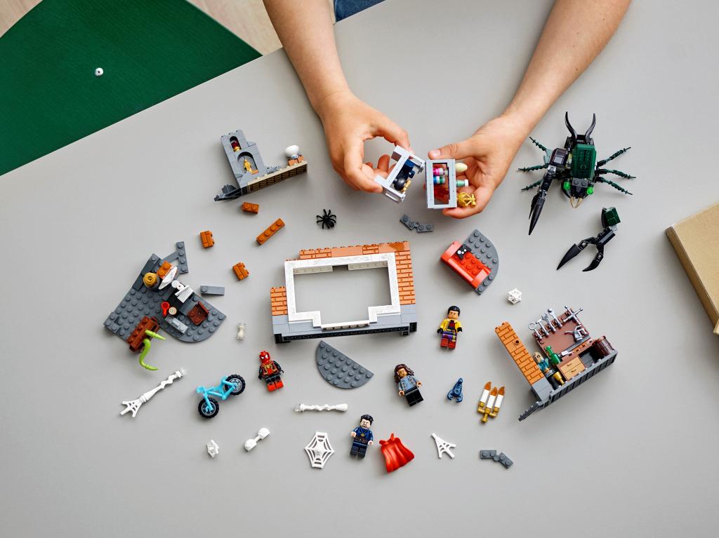 Конструктор LEGO 76185 355 дет. - фото 4