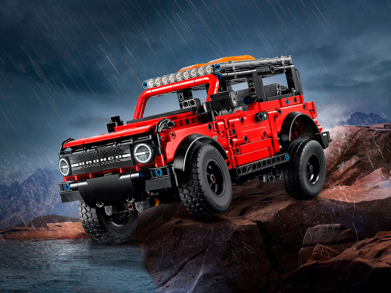 Конструктор LEGO Technic Ford Bronco SUV 943 дет. - фото 9