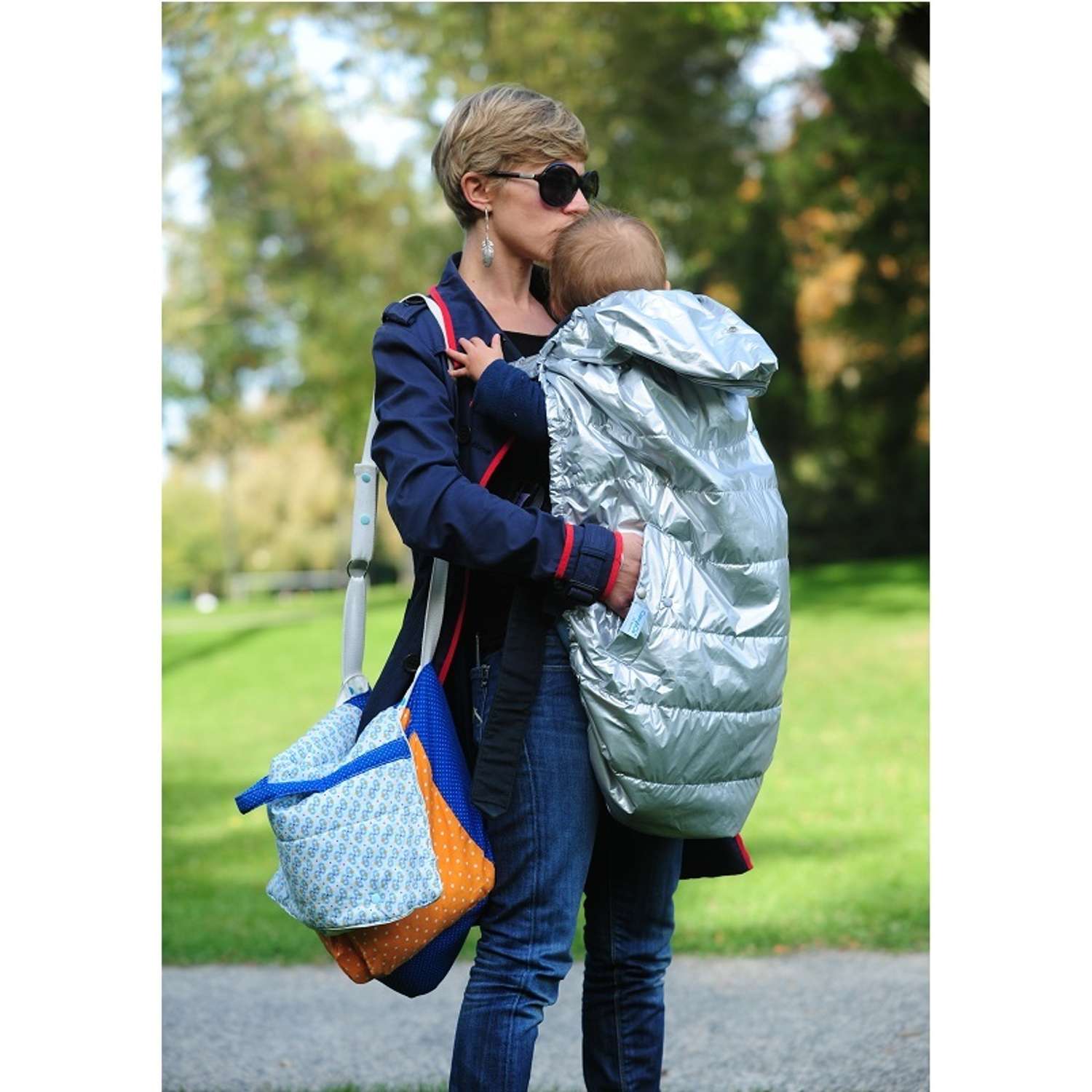 Накидка от дождя CARRYBOO на рюкзак-переноску цвет серебряный - фото 10