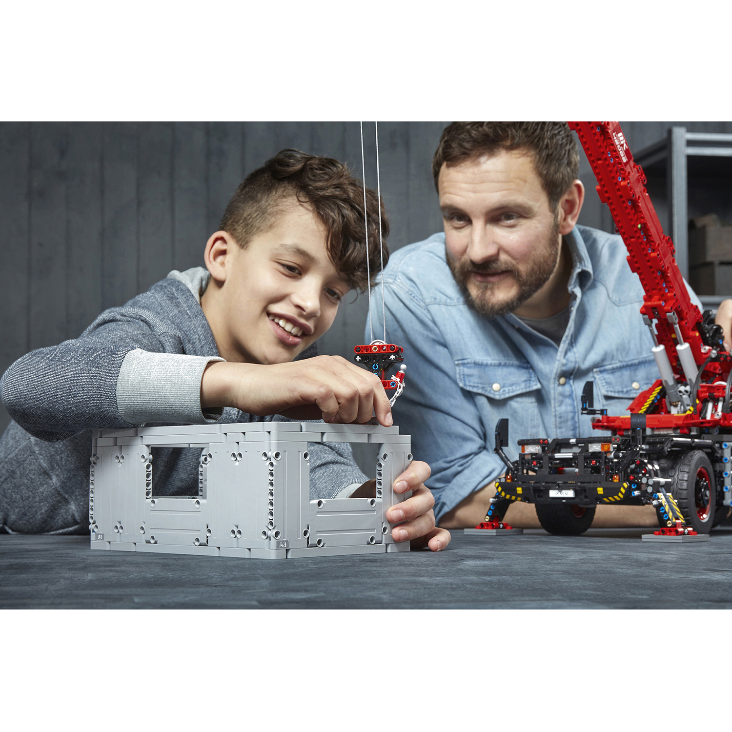 Конструктор LEGO Technic Подъёмный кран 4057 дет. - фото 17