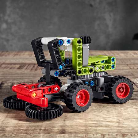 Конструктор LEGO Technic Mini Claas Xerion сборная игровая модель