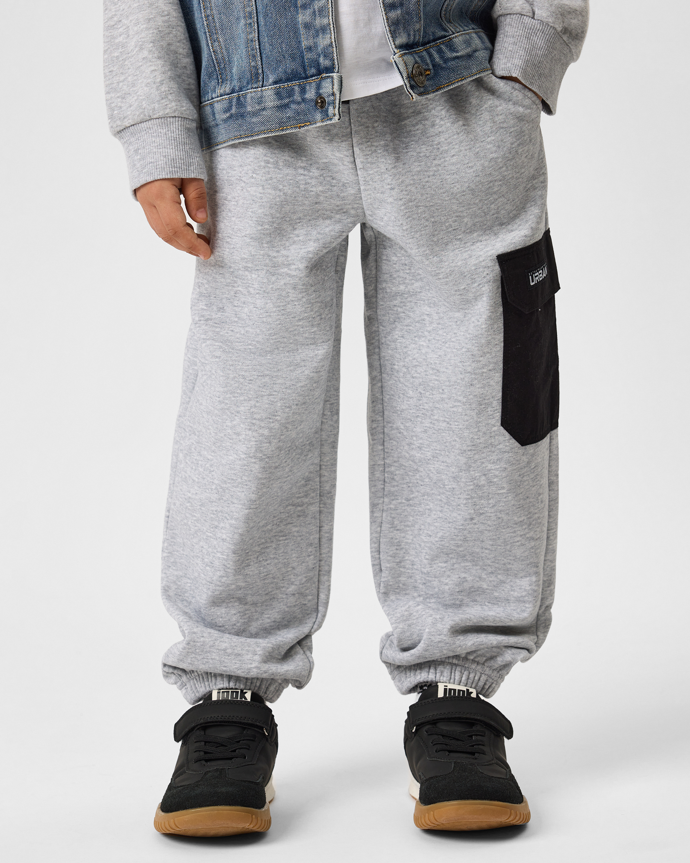 Изображение товара Детские брюки Futurino модель 104 серого цвета из хлопкового трикотажа