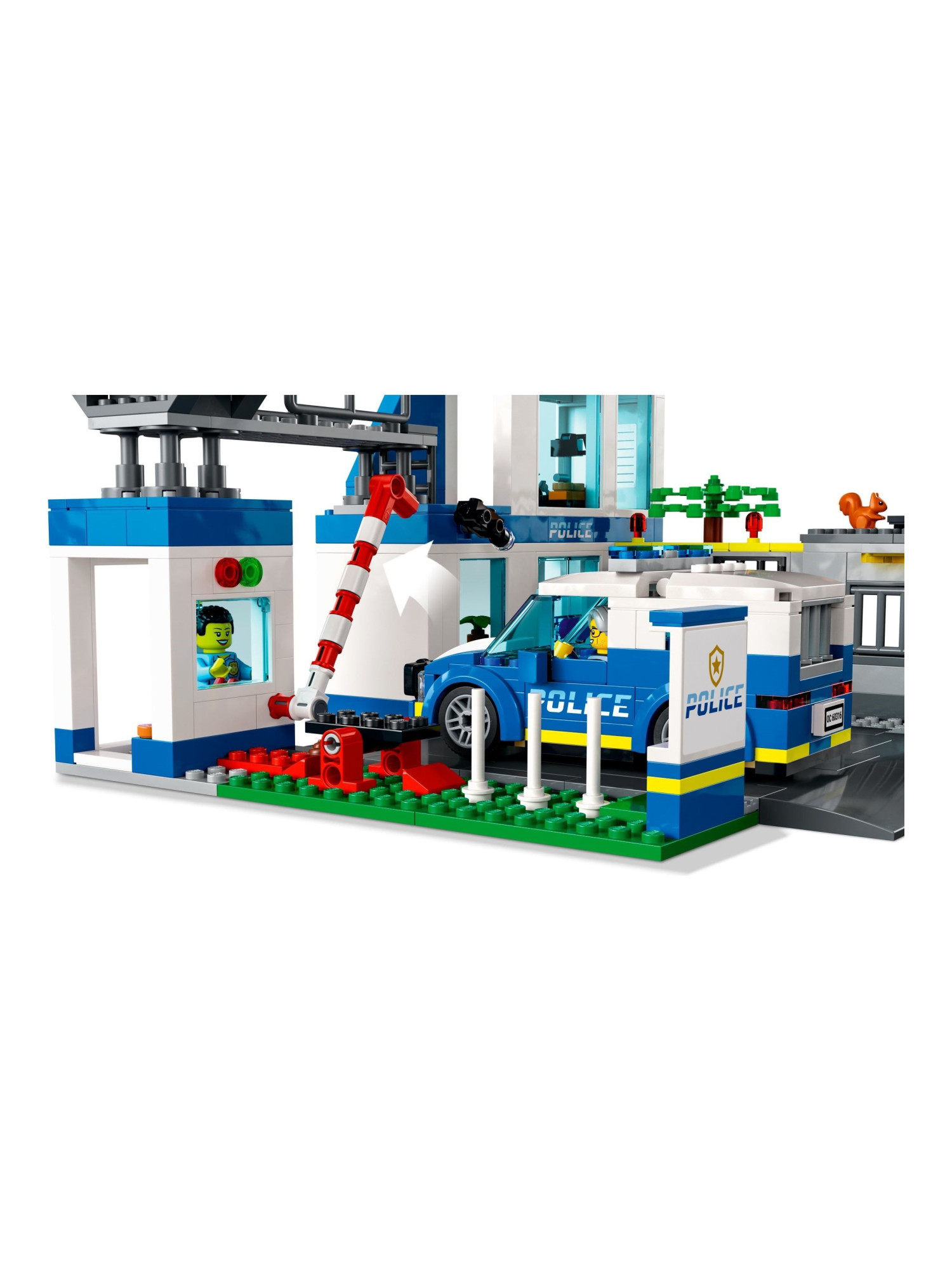 Конструктор LEGO City Полицейский участок 668 дет. - фото 4