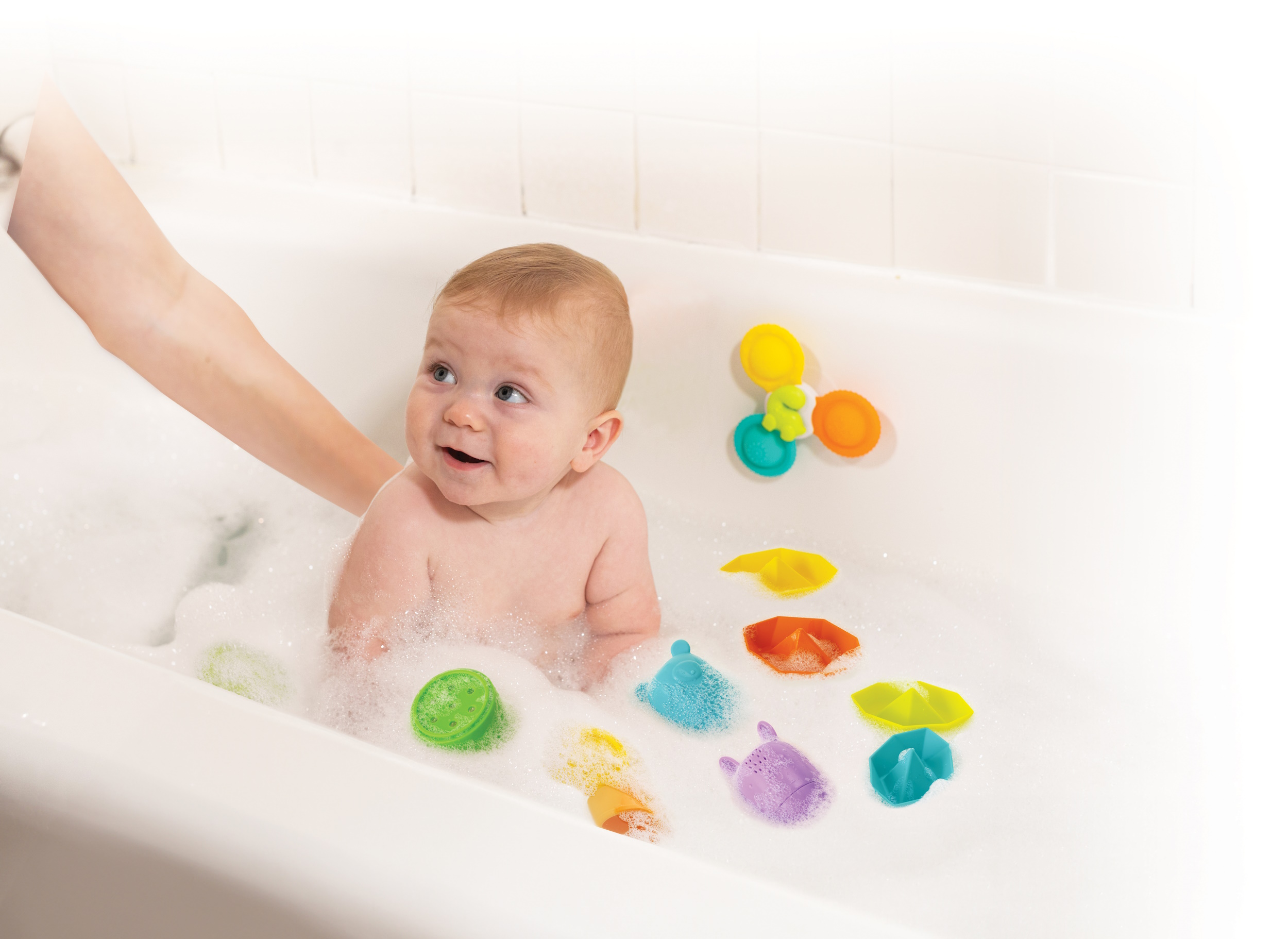 Игрушка INFANTINO набор для купания - фото 5