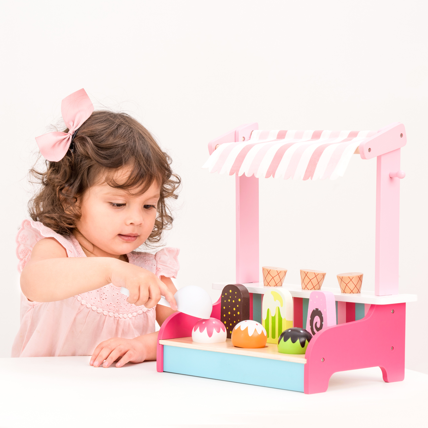 Игровой набор New Classic Toys продукты, прилавок - фото 9