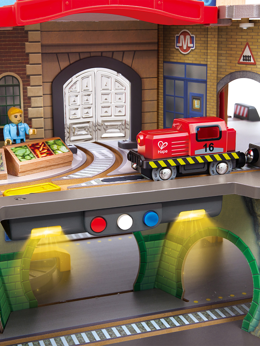 Набор железнодорожный Hape E3883_HP - фото 2