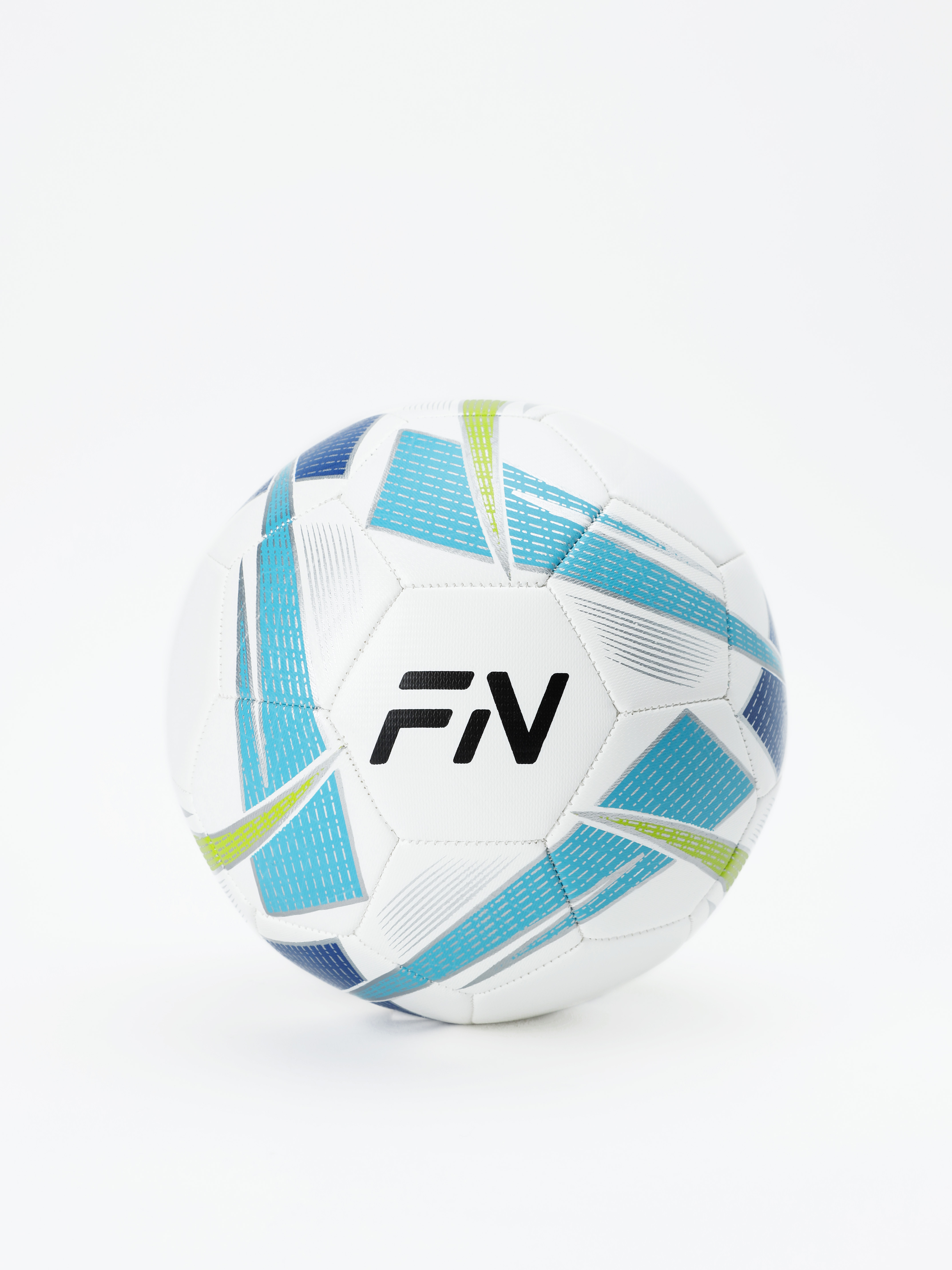 Спортивный мяч FN Spark White футбольный 20.7 см - фото 1