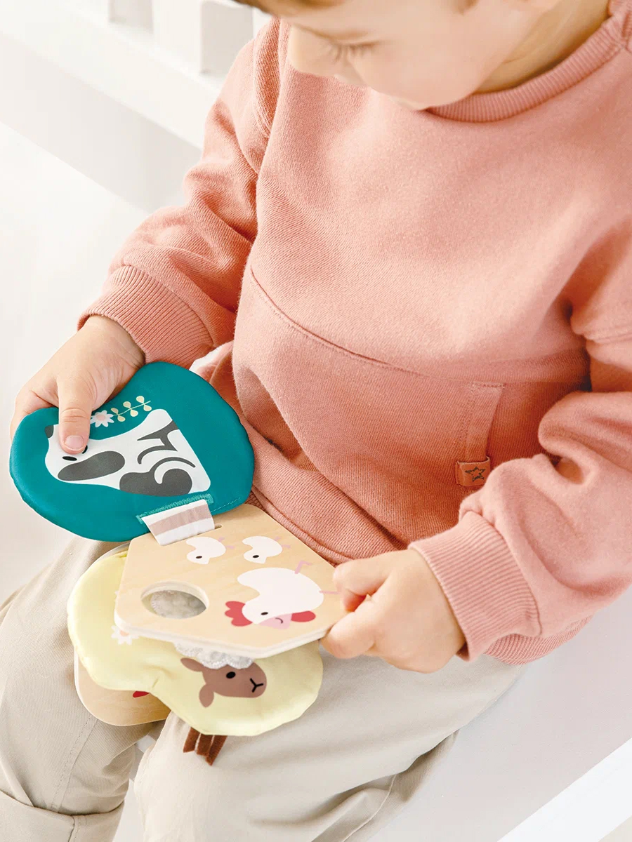 Игрушка Hape книжка - фото 1