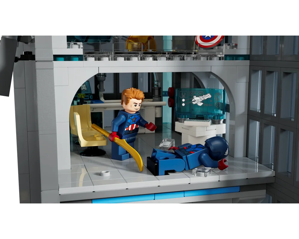 Конструктор LEGO Marvel Super Heroes 76269 5052 дет. - фото 8