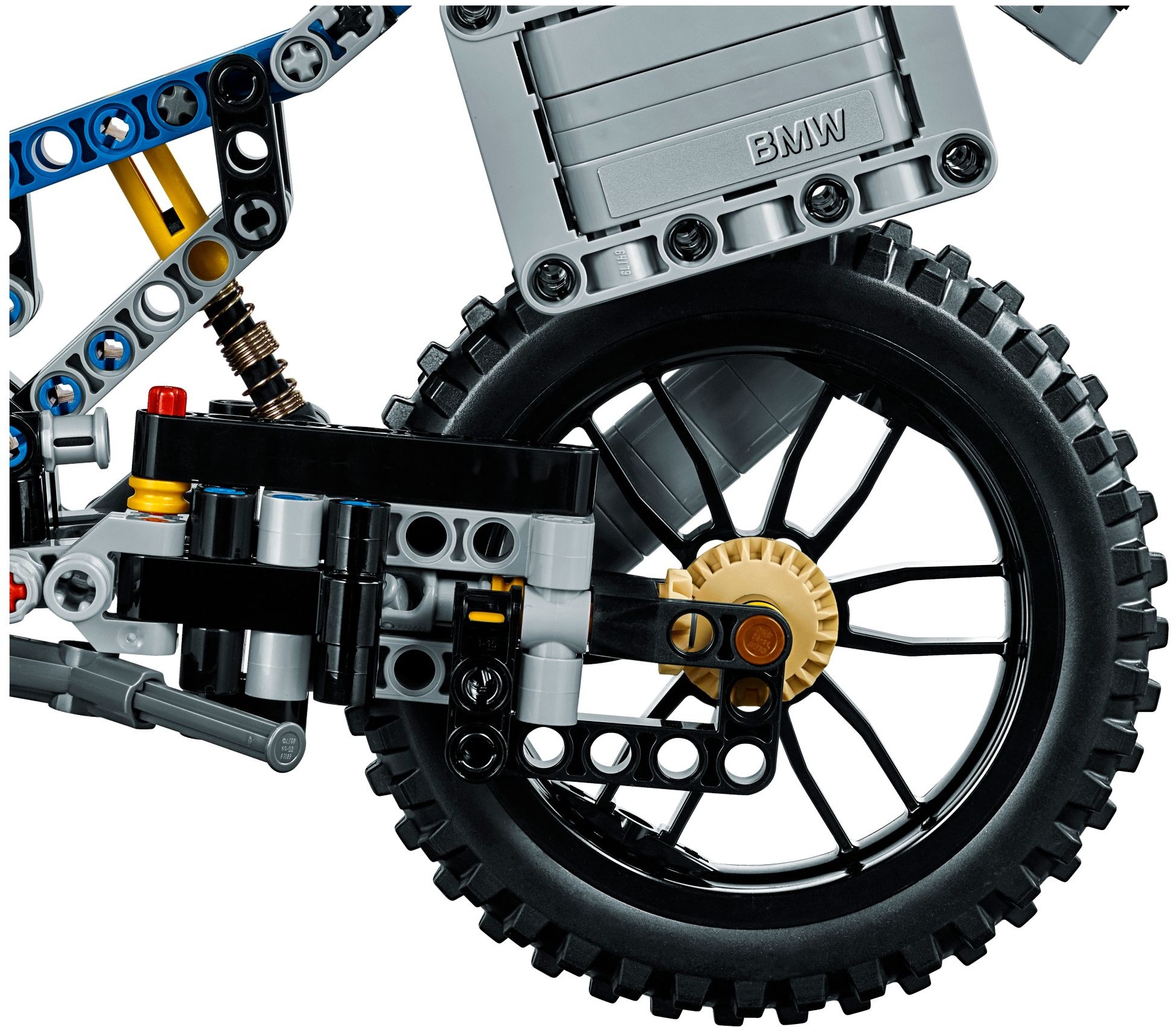 Конструктор LEGO Technic 42063 603 дет. - фото 4