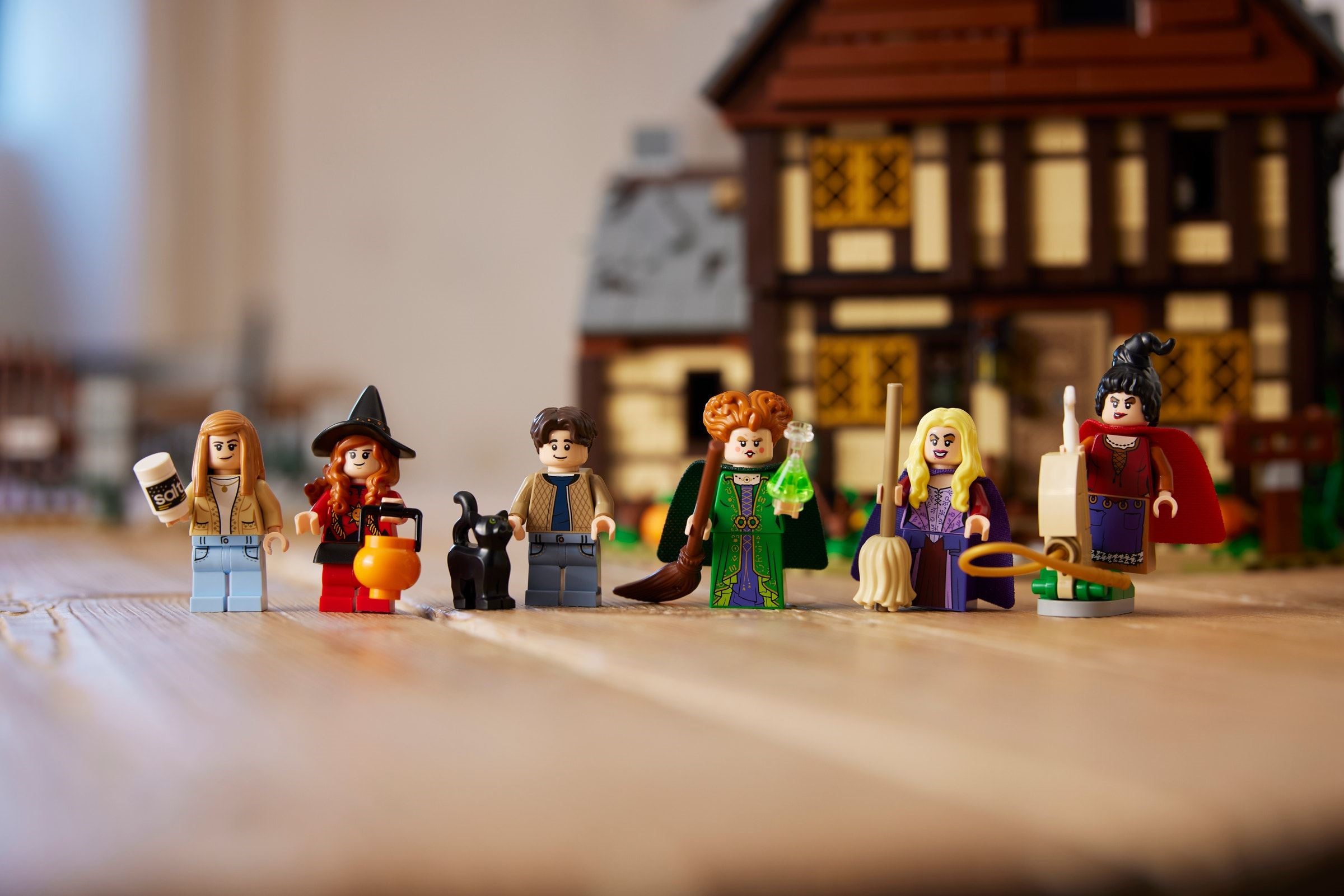 Конструктор LEGO Ideas 21341 2316 дет. - фото 17