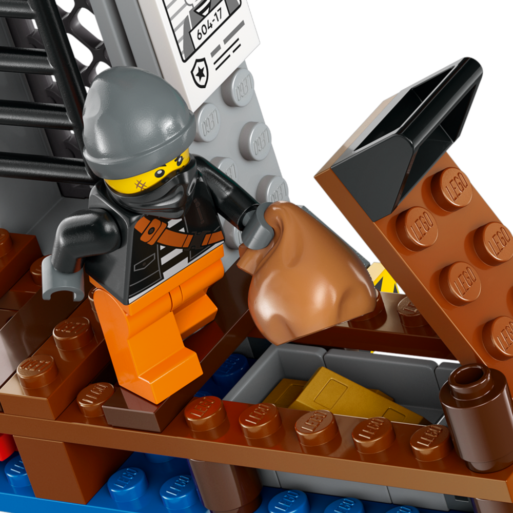 Конструктор LEGO City 811 дет. - фото 5