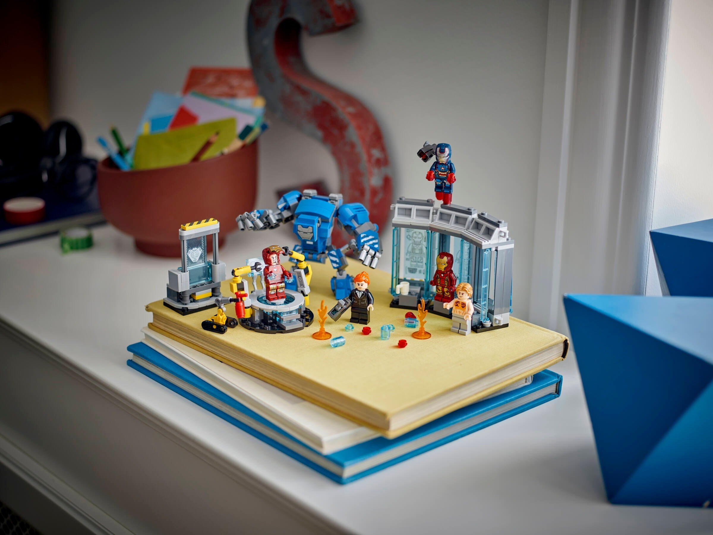 Конструктор LEGO Marvel Super Heroes 76315 384 дет. - фото 5