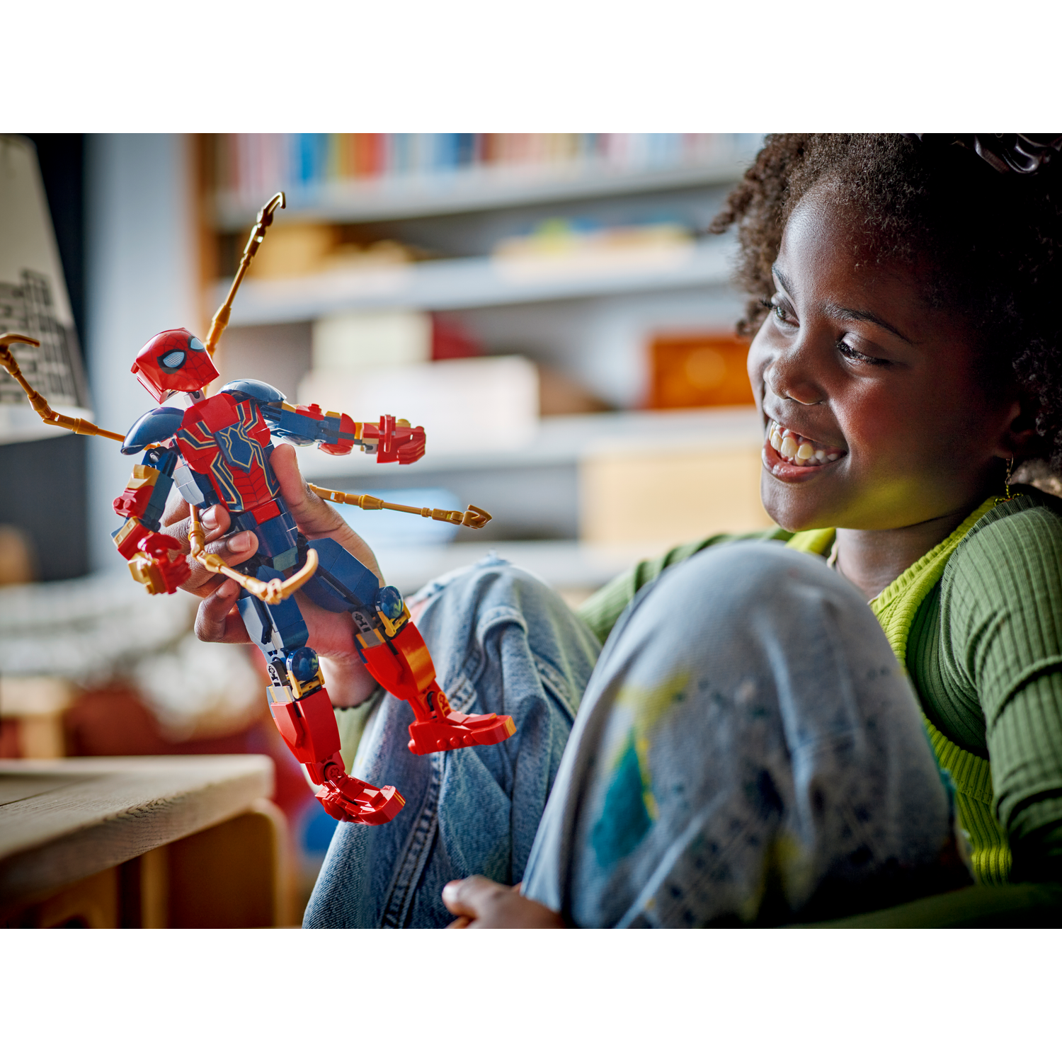Конструктор LEGO Marvel Super Heroes Iron Spider-Man Figure 303 дет. - фото 5