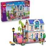 Конструктор LEGO Friends Семейный дом Лиэнн 946 дет.