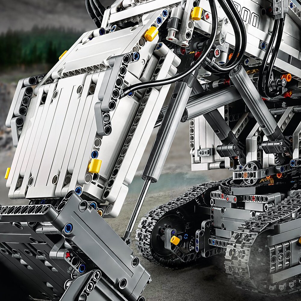 Конструктор LEGO Technic 2573 дет. - фото 1
