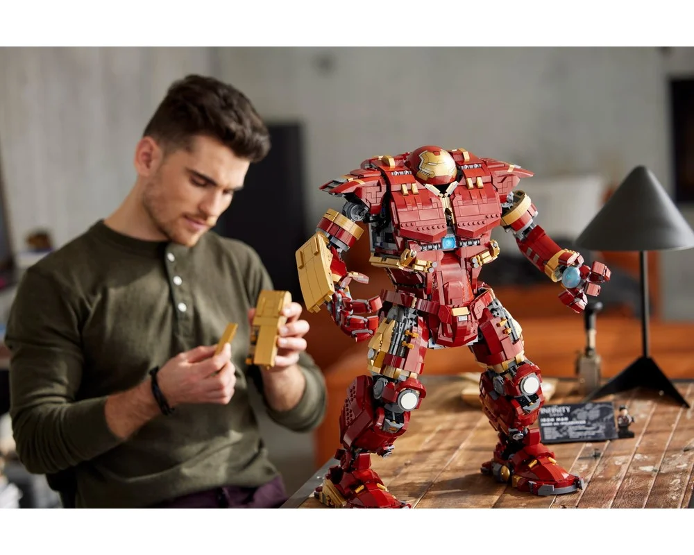 Конструктор LEGO Marvel Super Heroes 76210 4049 дет. - фото 10