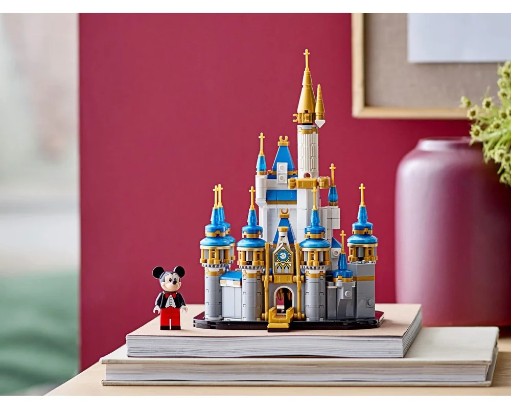 Конструктор LEGO Disney 40478 567 дет. - фото 5