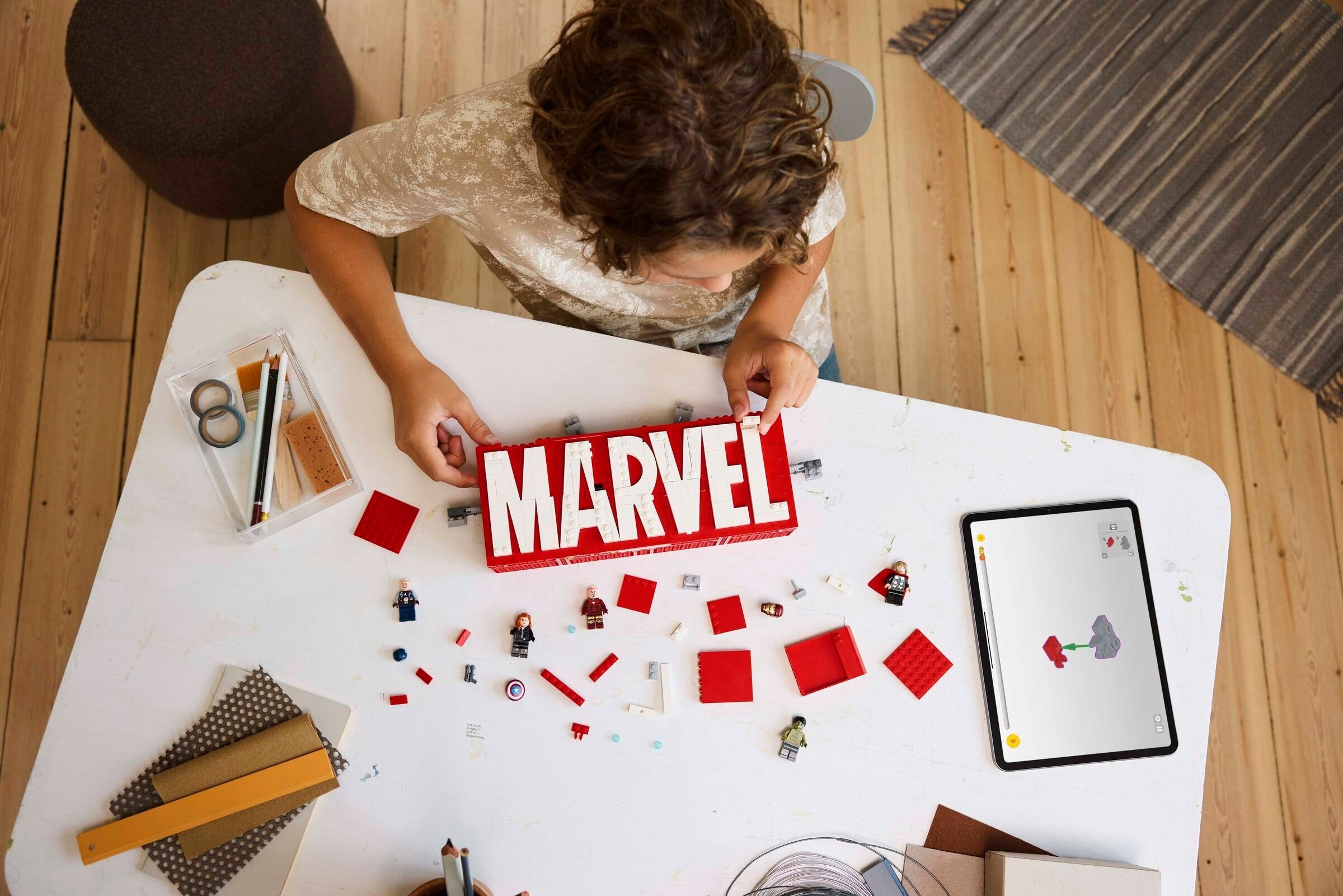 Конструктор LEGO Marvel Super Heroes 76313 931 дет. - фото 3