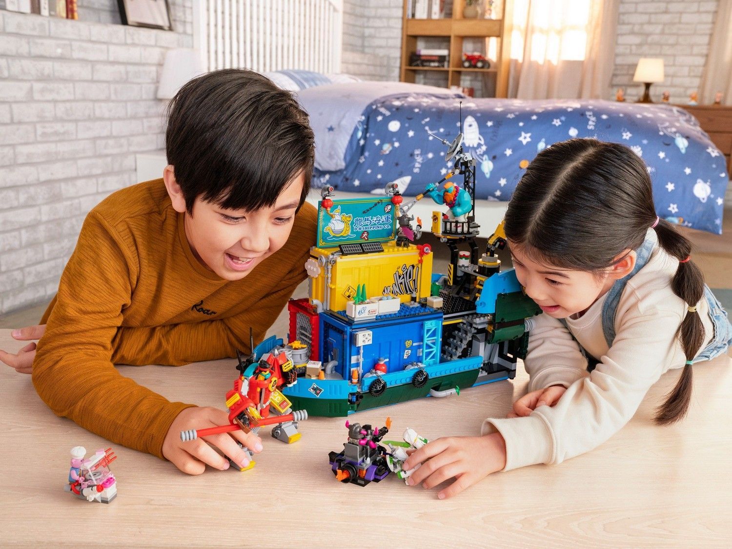 Конструктор LEGO Monkie kid секретный штаб 1959 дет. - фото 7