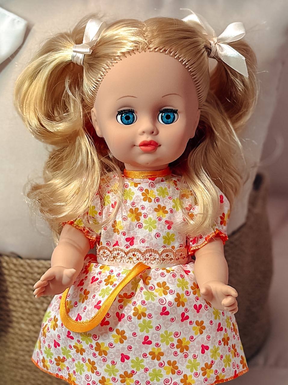 Кукла классическая СТРАНА КУКОЛ большая говорящая Карина высота 40 см 15-С-14 - фото 6