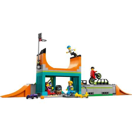 Конструктор LEGO City Уличный скейтпарк блочный