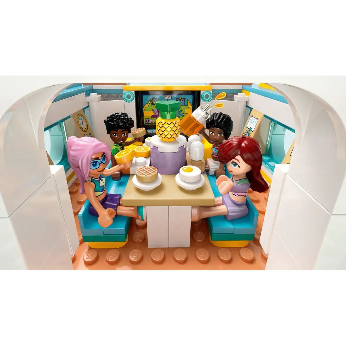 Конструктор LEGO Friends Приключение на лодке 685 дет. - фото 7