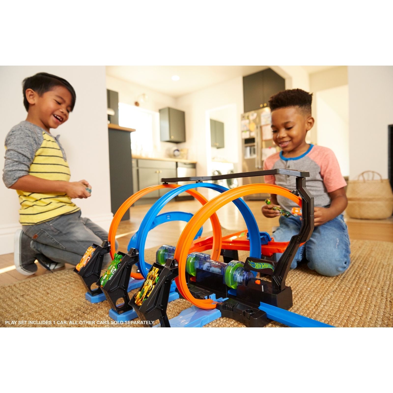 Трек Hot Wheels Винтовое столкновение FTB65 - фото 14