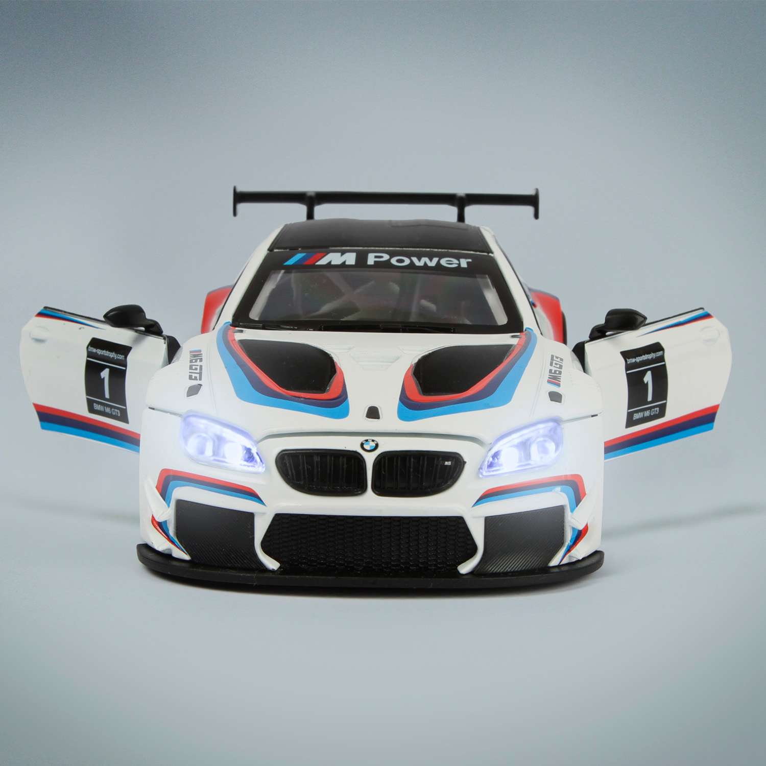 Автомобиль Mobicaro BMW 1:24 белый 68255B - фото 3