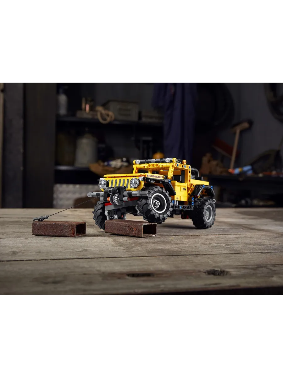 Конструктор LEGO Technic Jeep Wrangler 665 дет. - фото 10