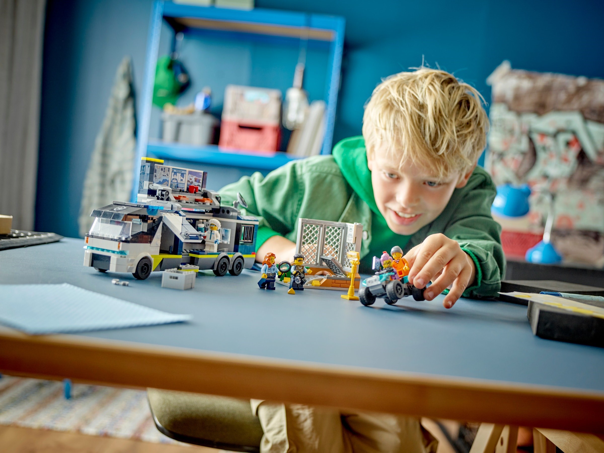 Конструктор LEGO City 60418 674 дет. - фото 7