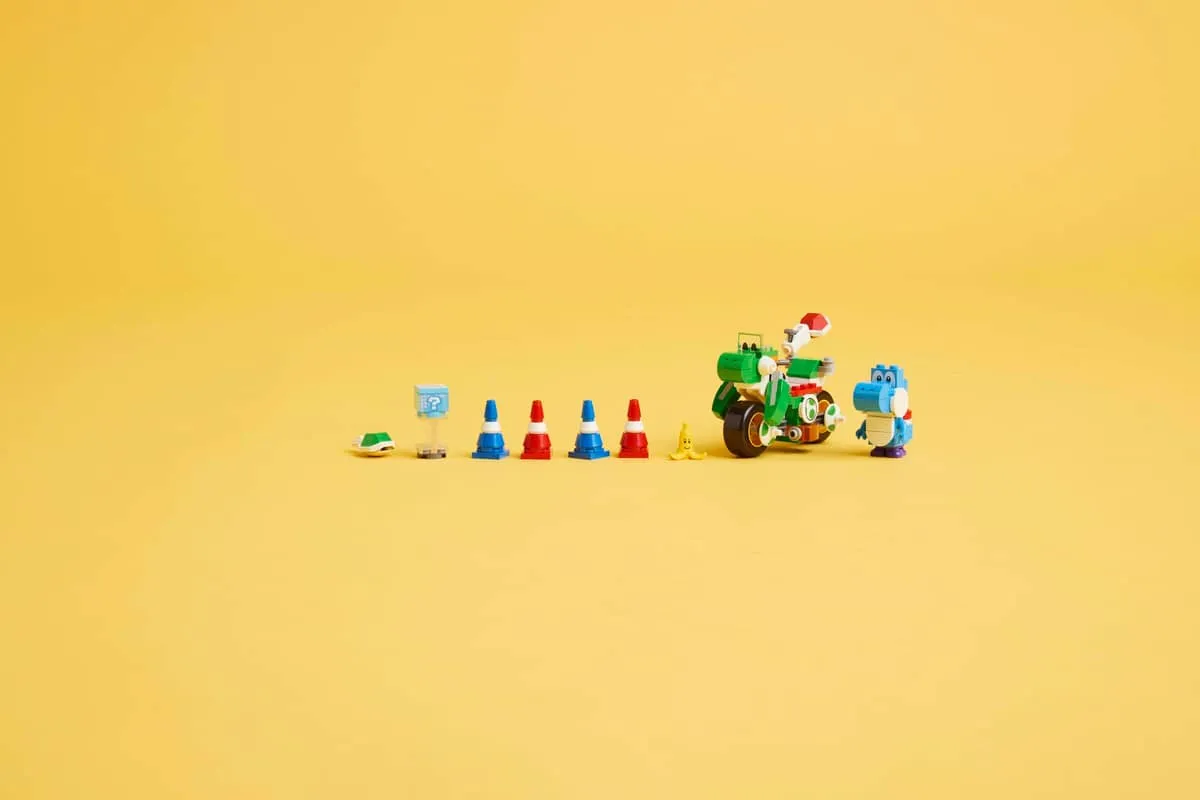Конструктор LEGO Super Mario Mariokart 133 дет. - фото 9