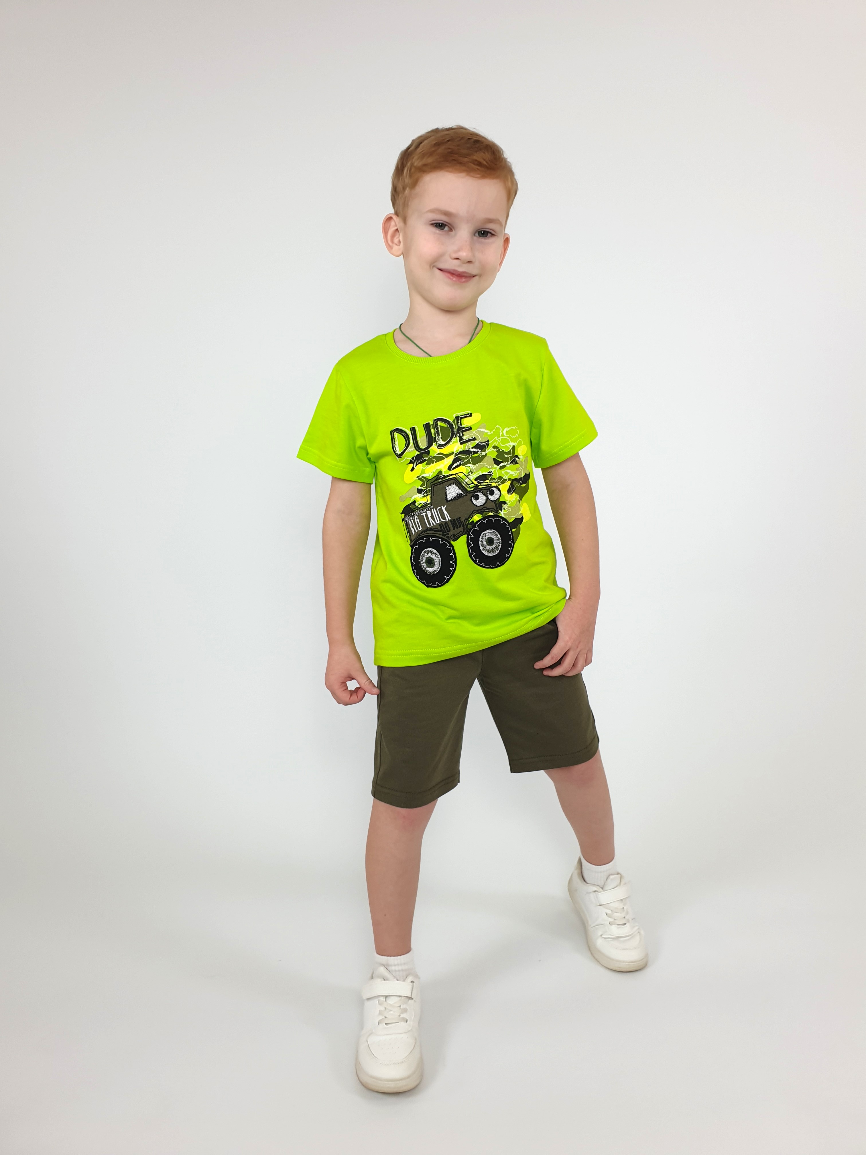 Изображение товара Костюм для мальчика Luneva 116 из хлопка с ярким принтом и шортами