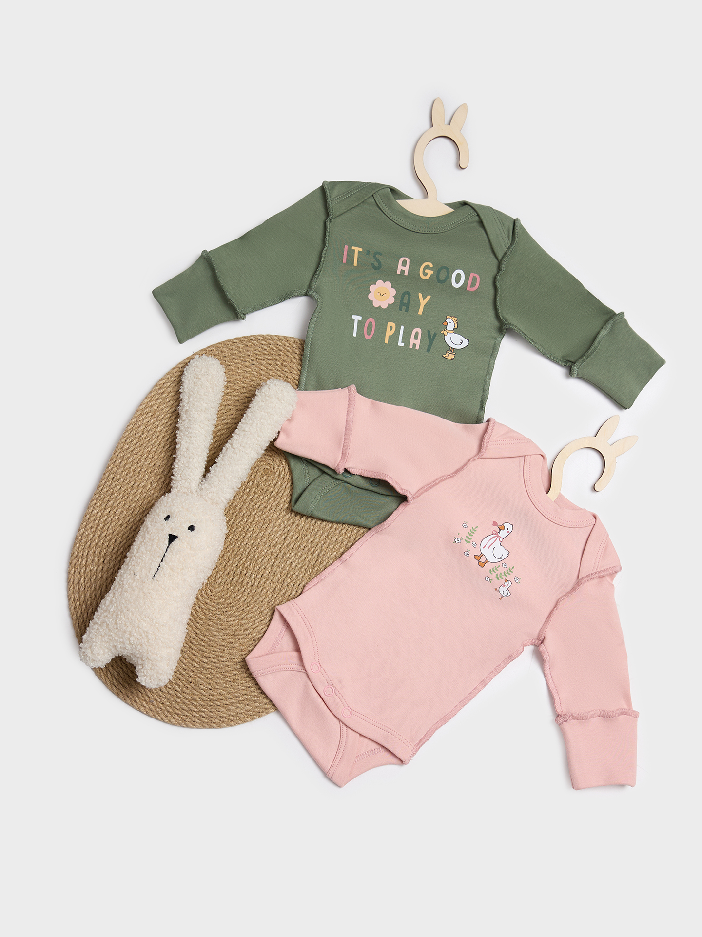 Боди 2 шт Mark Formelle (Марк Формэль) 13016-1-2/св.розовый +зеленый +печать - фото 1