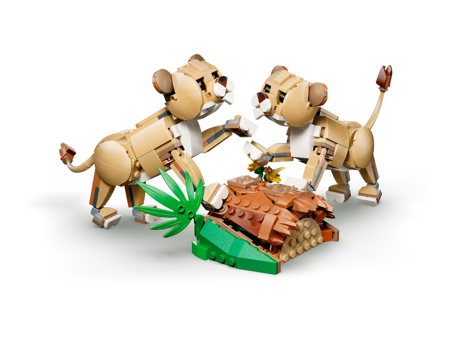 Конструктор LEGO Creator Величественный лев 839 дет. - фото 5