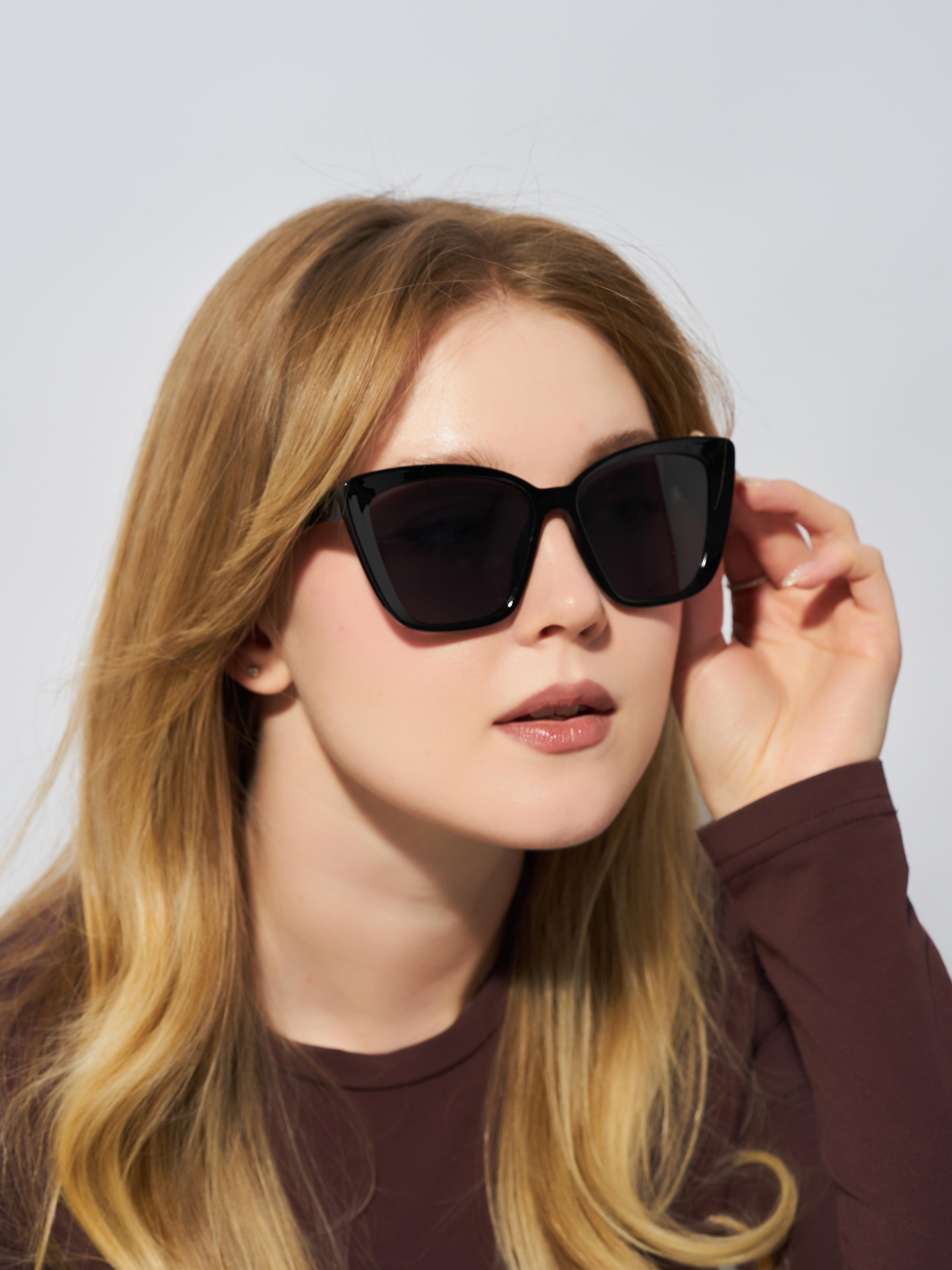 Солнцезащитные очки SUNNY GLASS O00001-3 - фото 2