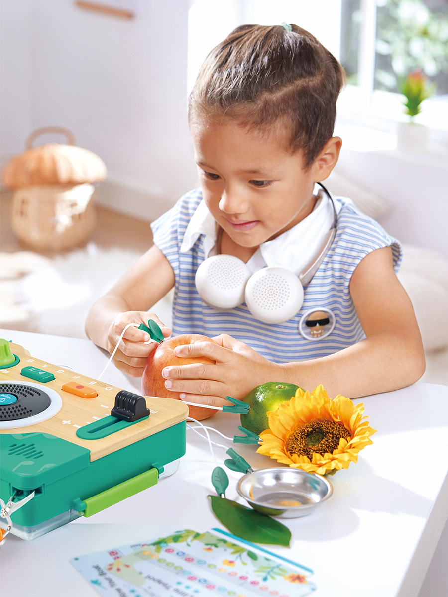 Игрушка музыкальная Hape Лаборатория мелодий синтезатор, аксессуар, пианино, мелодика - фото 9